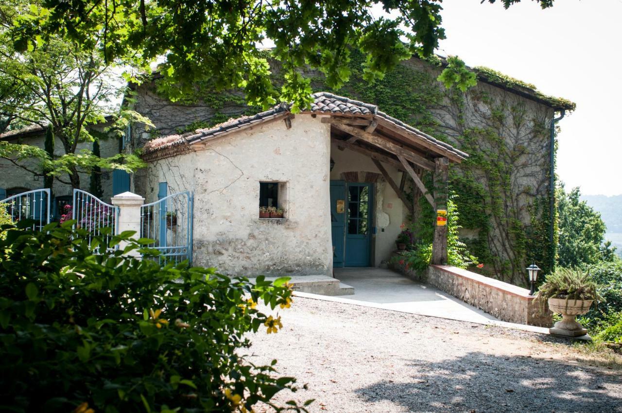 Les Huguets Bed & Breakfast Villeneuve-sur-Lot Dış mekan fotoğraf