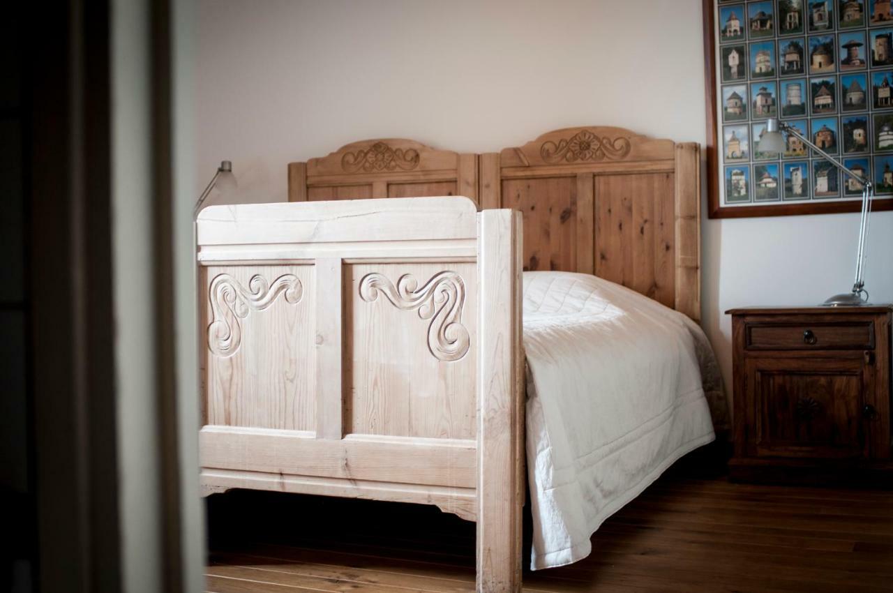 Les Huguets Bed & Breakfast Villeneuve-sur-Lot Dış mekan fotoğraf